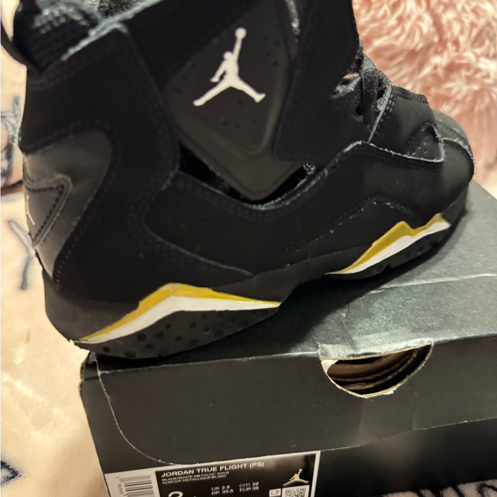 Big Boys Nike JORDANS FLIGHT - Picture 3 of 6